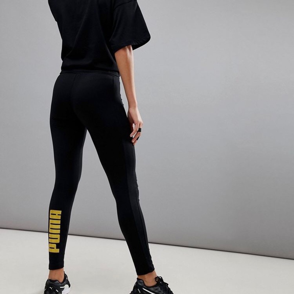 ❌ SOLD❌ Women’s Puma leggings